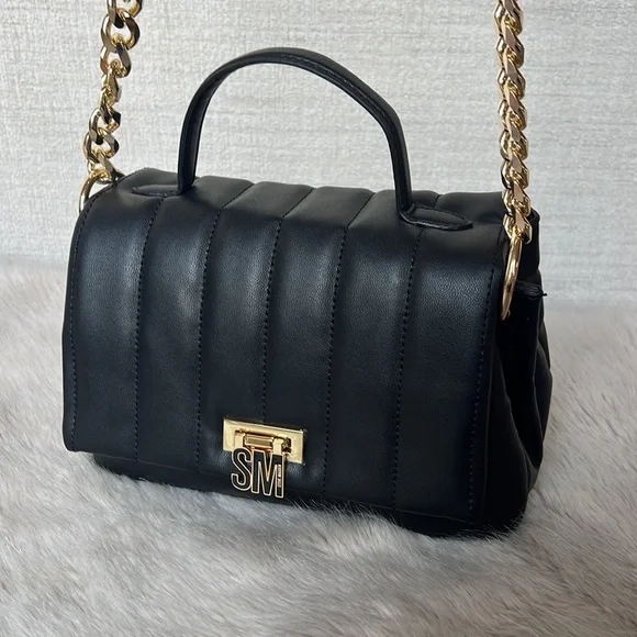 ✨NWT ✨Steve Madden black quilted purse - Picture 2 of 7